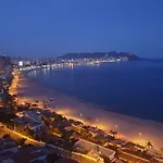 Playa Poniente דירה